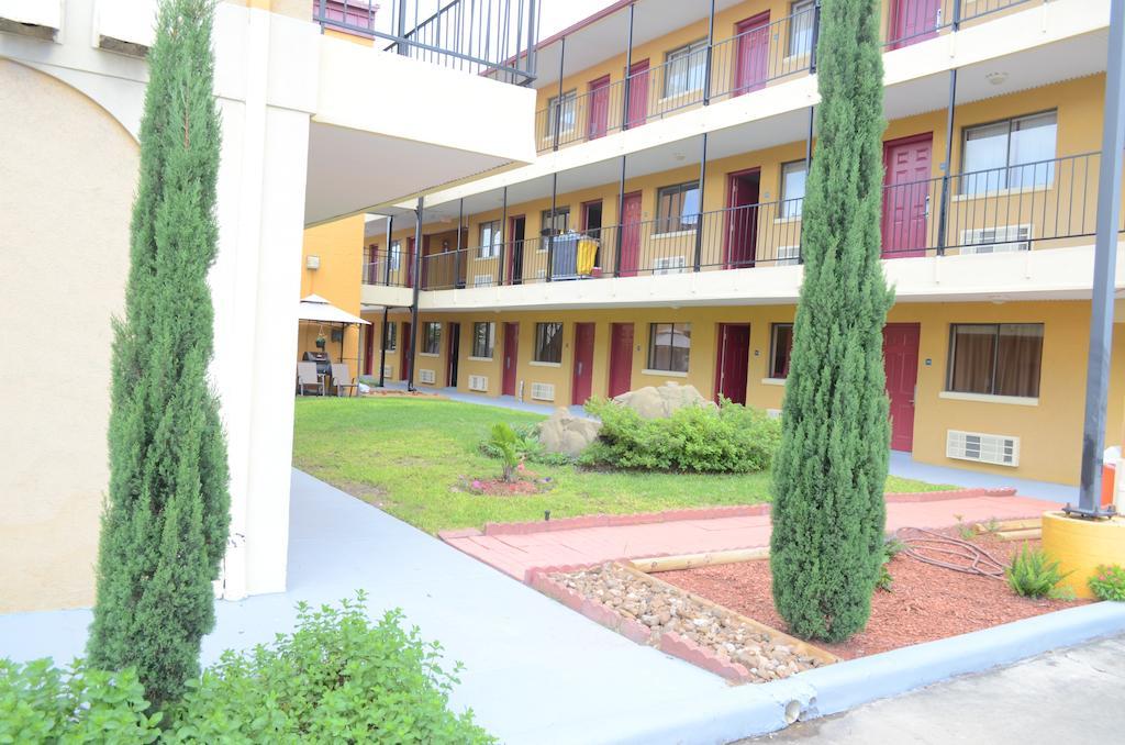 Bear Creek Inn Addicks Ngoại thất bức ảnh